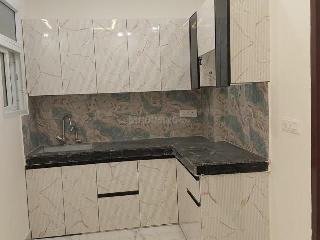 Flat for sale in East Delhi, Deri