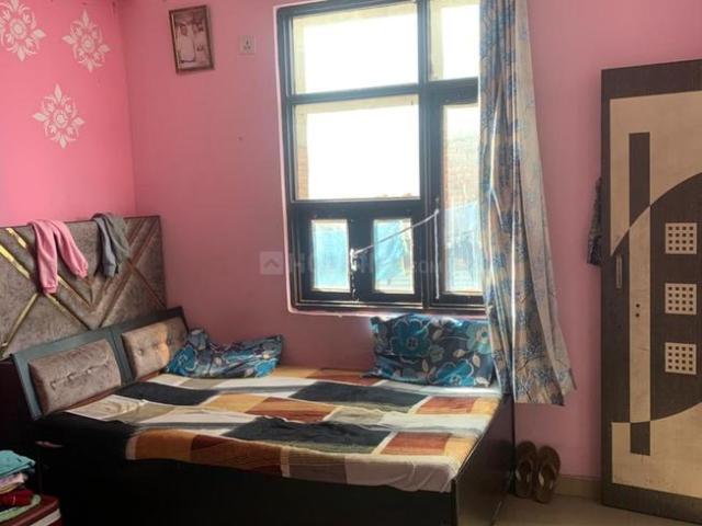 Flat for sale in East Delhi, Deri