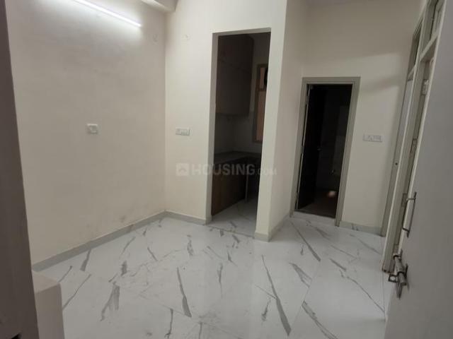 Flat for sale in East Delhi, Deri