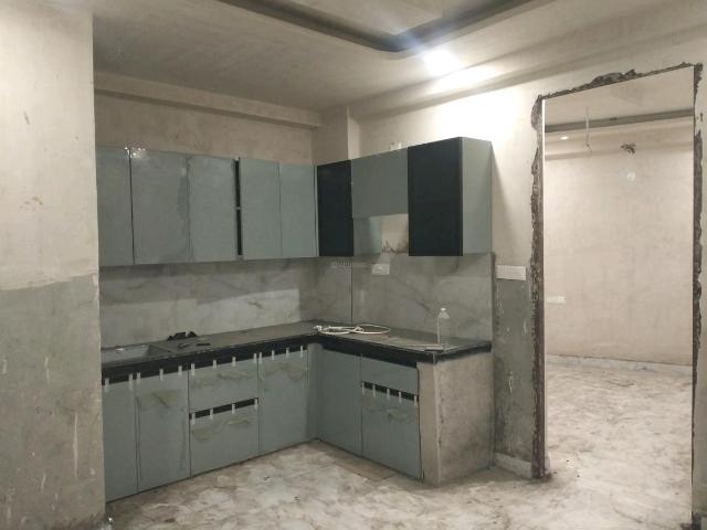 Flat for sale in East Delhi, Deri