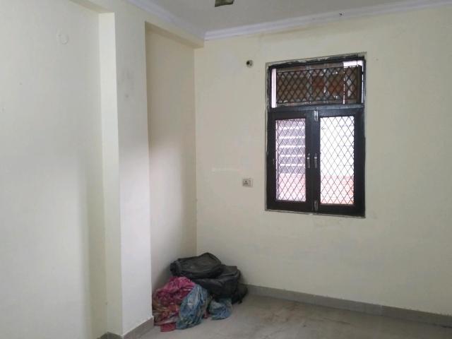 Flat for sale in East Delhi, Deri