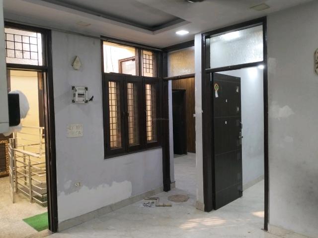 Flat for sale in East Delhi, Deri