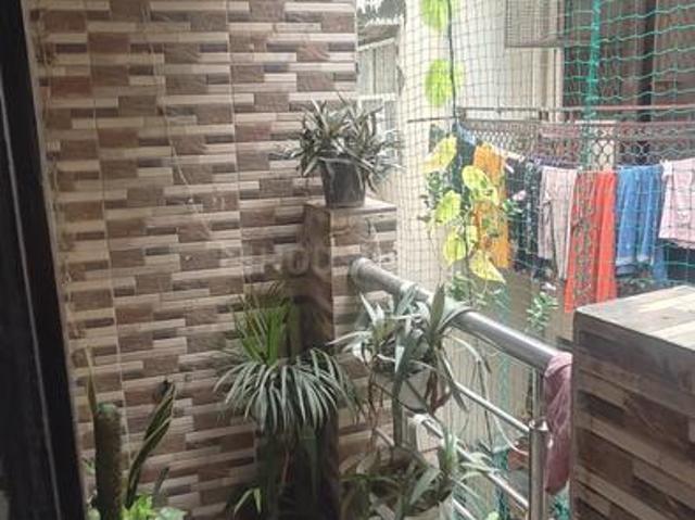 Flat for sale in East Delhi, Deri