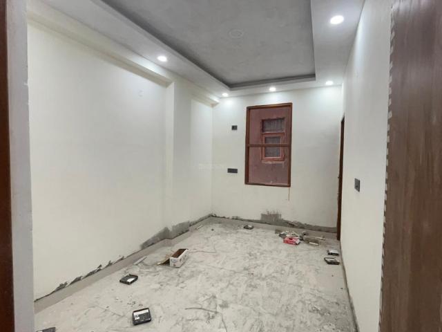 Flat for sale in Mayur Vihar, Delhi