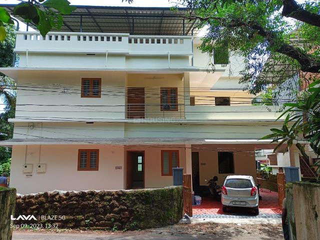 Flat for rent in Elayavoor, Melechovva