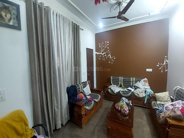 Flat for rent in Deri