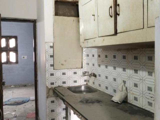 Flat for rent in Indra Vihar, Delhi