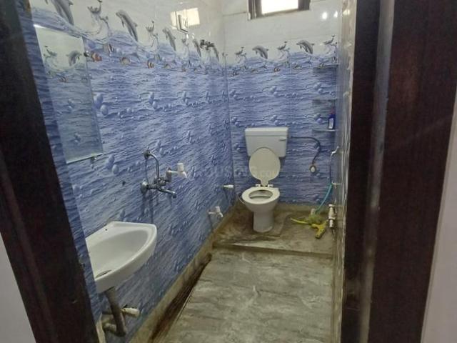 Flat for rent in North Delhi, Deri