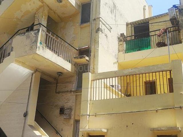 Flat for sale in Deri