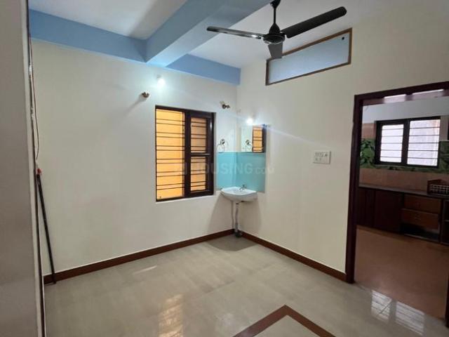 Flat for rent in Murugeshpalaya, Bengaluru