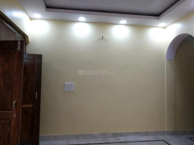 Flat for rent in South West Delhi, Deri