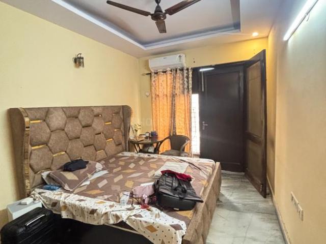 Flat for rent in Deri