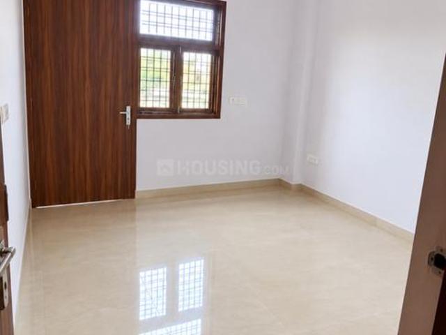 Flat for rent in Deri