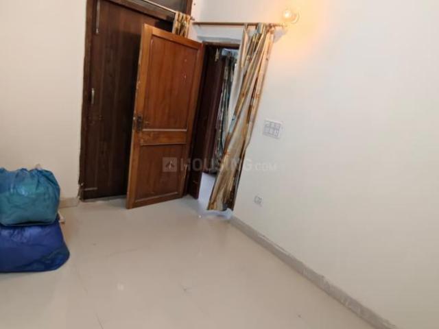 Flat for rent in Naraina Vihar, Delhi