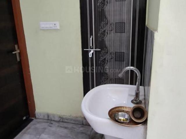 Flat for rent in Naubasta, Kanpur