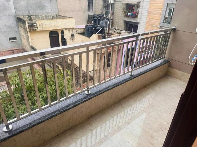 Flat for rent in West Delhi, Deri
