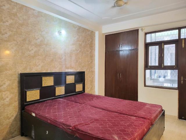 Flat for rent in South Delhi, Deri