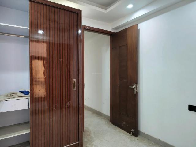 Flat for rent in South Delhi, Deri