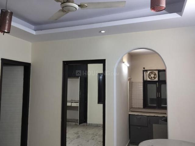Flat for rent in South Delhi, Deri