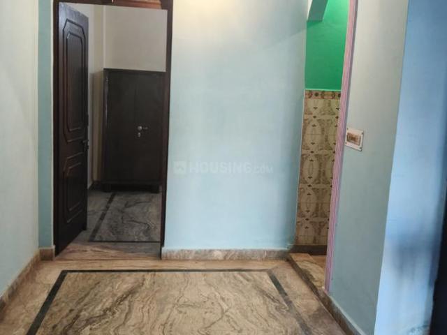 Flat for rent in East Delhi, Deri