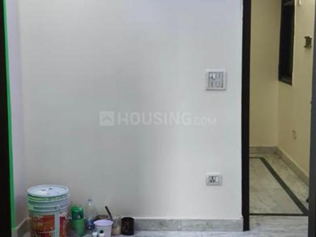 Flat for rent in East Delhi, Deri