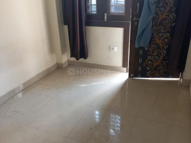 Flat for rent in East Delhi, Deri