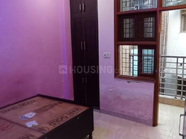 Flat for rent in East Delhi, Deri