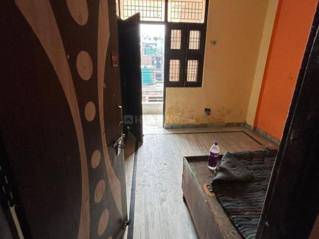 Flat for rent in East Delhi, Deri