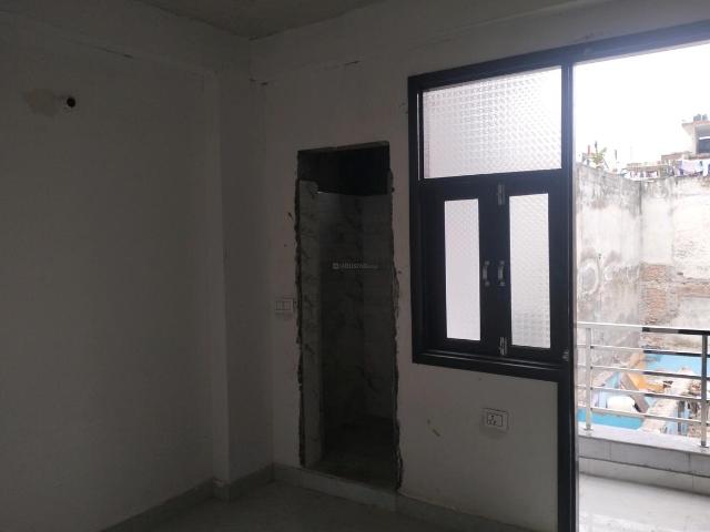 Flat for rent in East Delhi, Deri