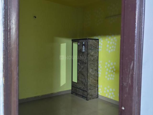 Flat for rent in East Delhi, Deri