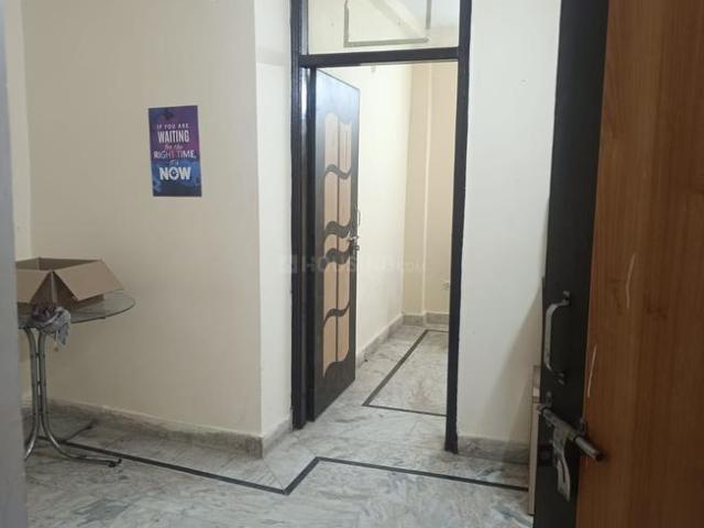 Flat for sale in East Delhi, Deri