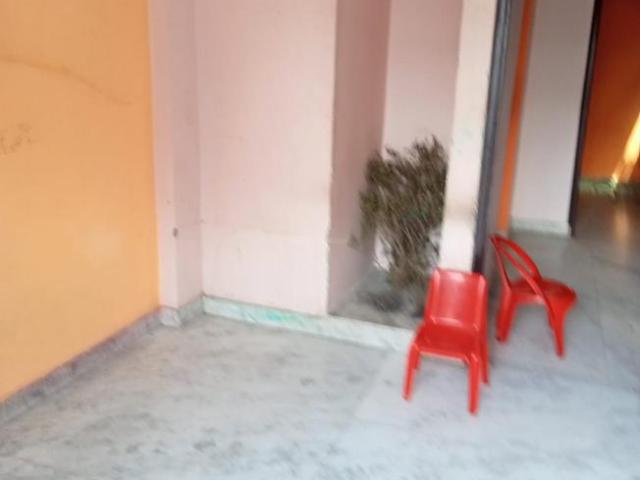 Flat for sale in East Delhi, Deri