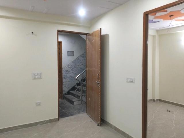 Flat for sale in East Delhi, Deri