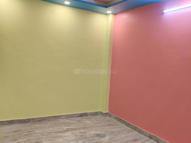 Flat for sale in East Delhi, Deri