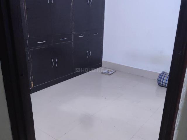 Flat for sale in East Delhi, Deri