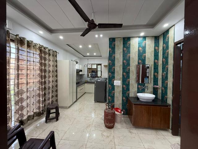 Flat for rent in Punjab
