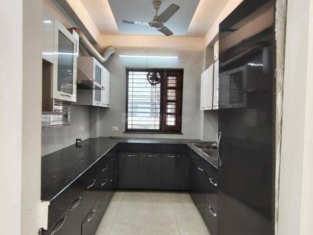 Flat for rent in West Delhi, Deri