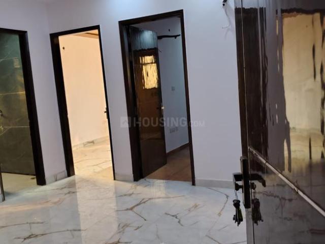 Flat for sale in West Delhi, Deri