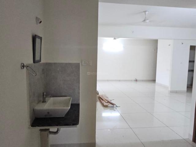 Flat for rent in Madya