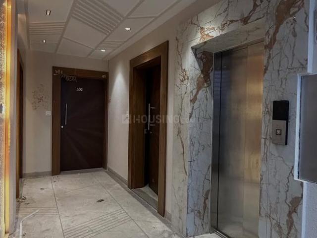 Flat for rent in Madya