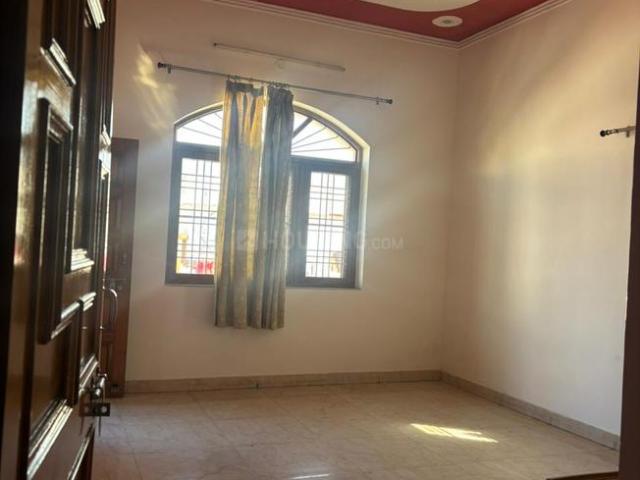 Flat for rent in Mājra, Dehradun