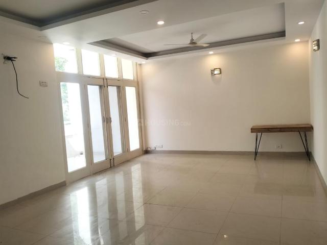 Flat for rent in Deri