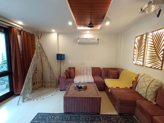 Flat for rent in Deri