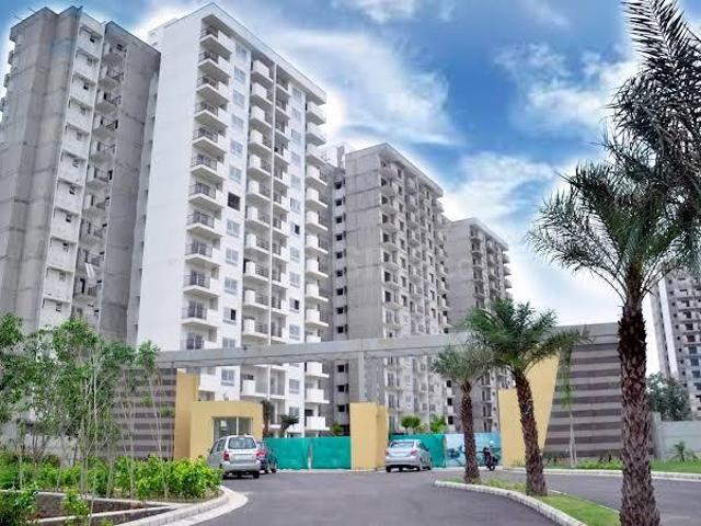 Flat for sale in Hariana