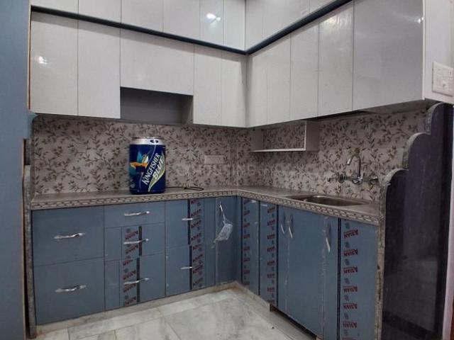 Flat for rent in South West Delhi, Deri