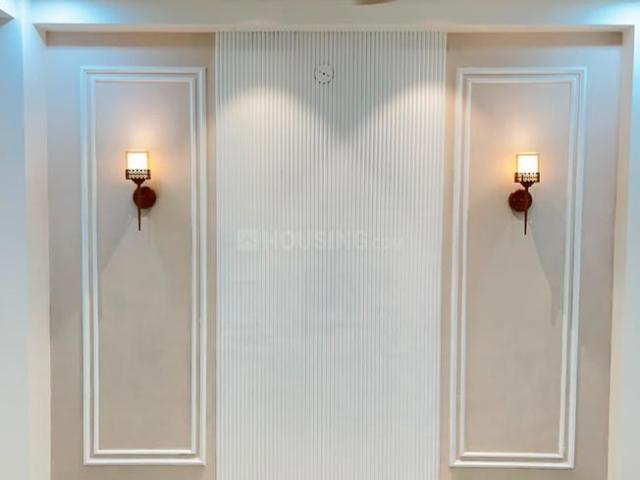 Flat for sale in South West Delhi, Deri