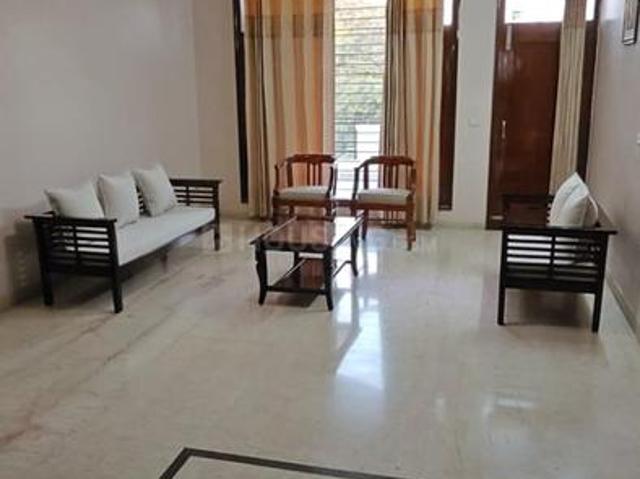 Flat for rent in Hariana