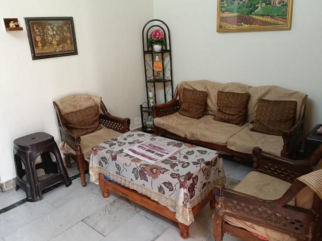 Flat for sale in East Delhi, Deri