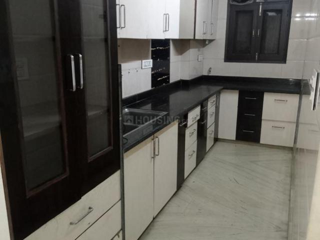 Flat for rent in West Delhi, Deri