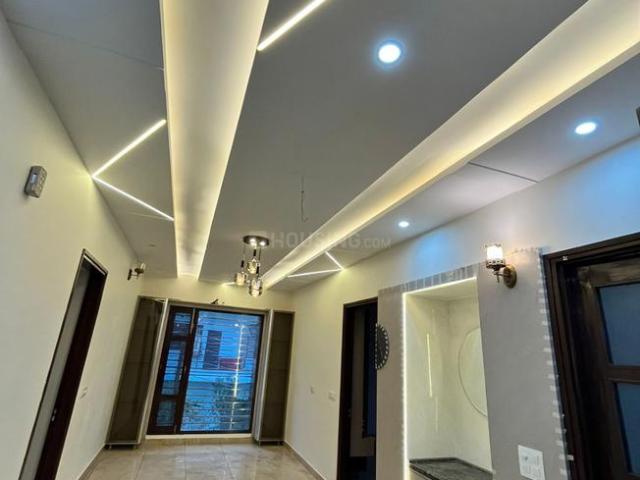 Flat for rent in West Delhi, Deri